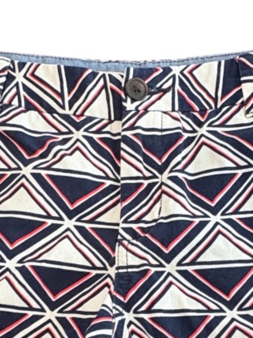 Merona Geometric Triangle Print Tailored Shorts Navy White Red Size 6 - Picture 3 of 6